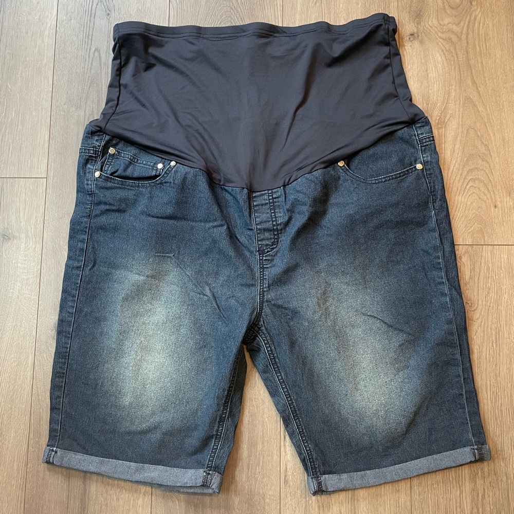 2 pair denim maternity jean shorts - Picture 5 of 7